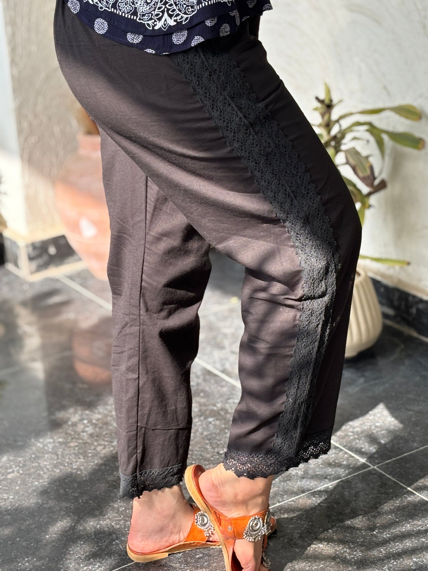 Black Full Side Lace Pant